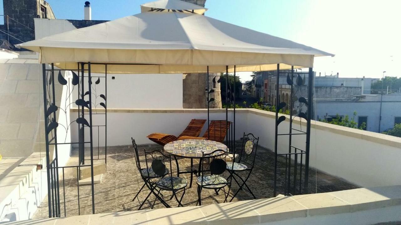Apartmán La Terrazza Sul Castello Palmariggi Exteriér fotografie