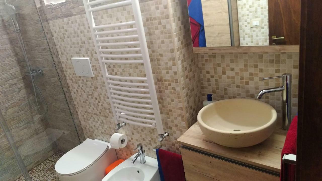 Apartmán La Terrazza Sul Castello Palmariggi Exteriér fotografie